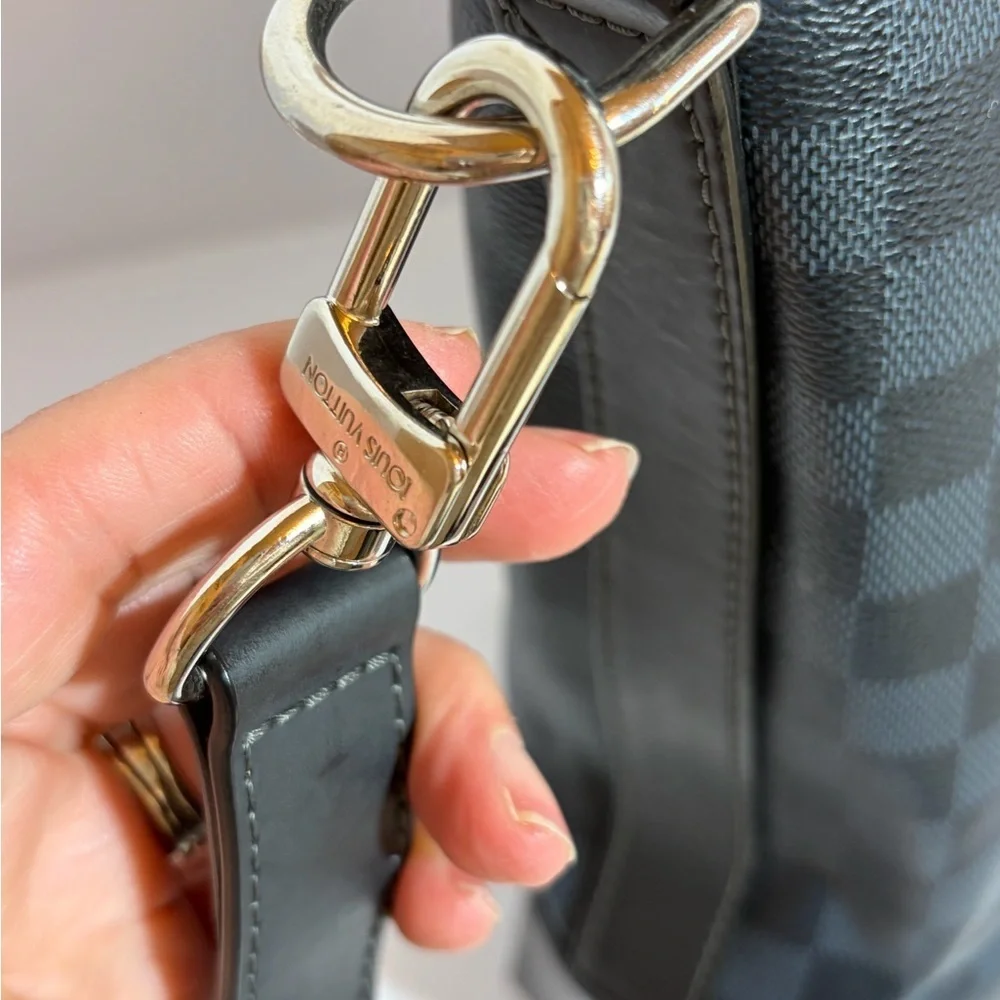 Louis Vuitton Damier Cobalt Messenger Bag